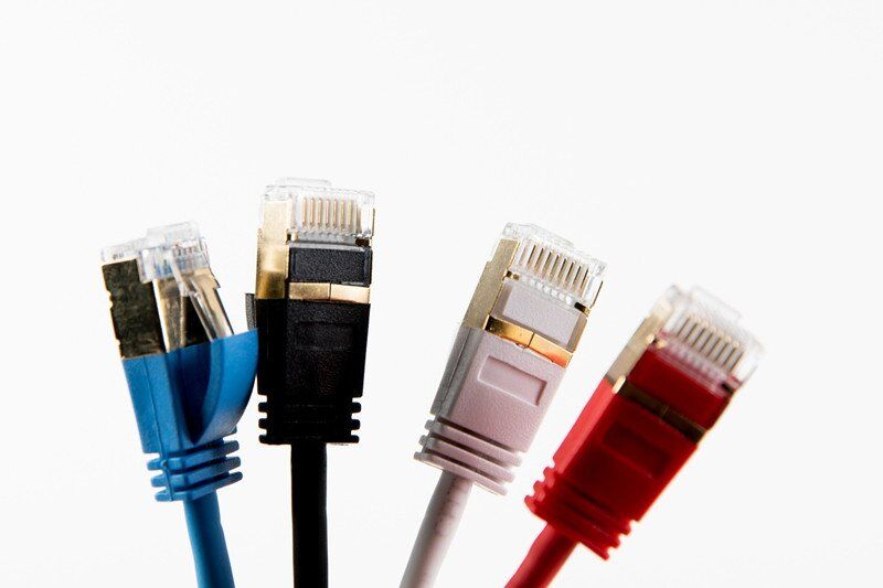 red de conexión a internet por cable lan, cable ethernet con